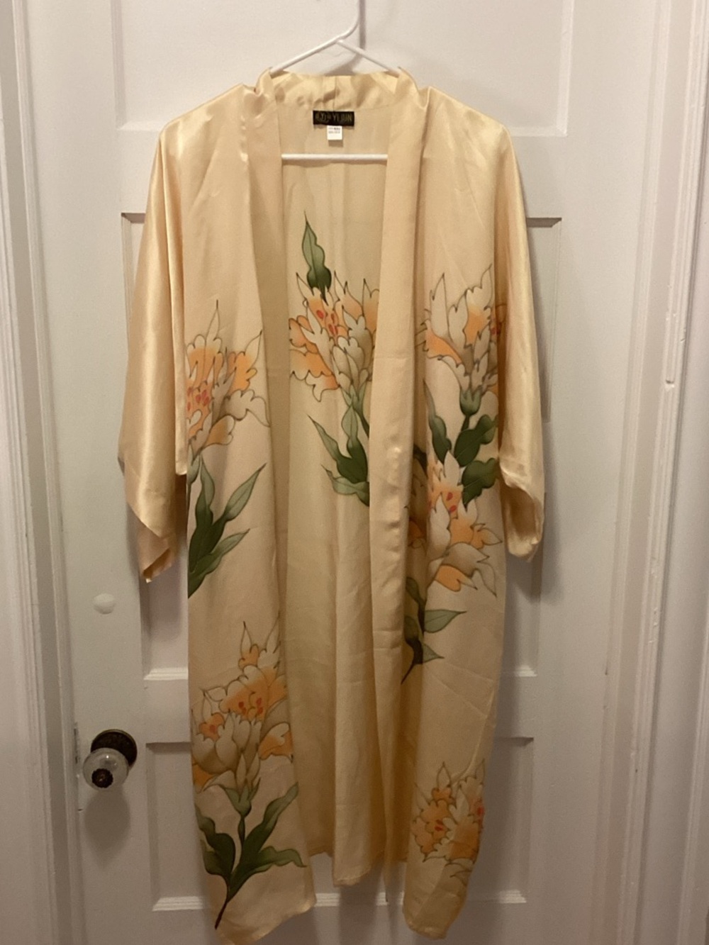 Cream Floral Satin Kimono Robe